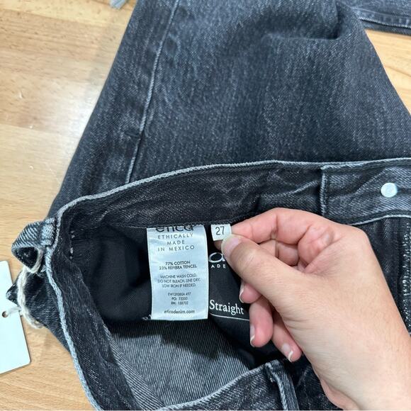 Etica Rhea Midrise Straight Crop Jean Smokey Mountain NWT Black Distressed 27 - Picture 9 of 10